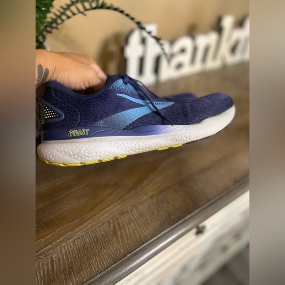 Brooks Men’s Ghost Sneakers - Navy and Sky Blue Size 9 main image 10